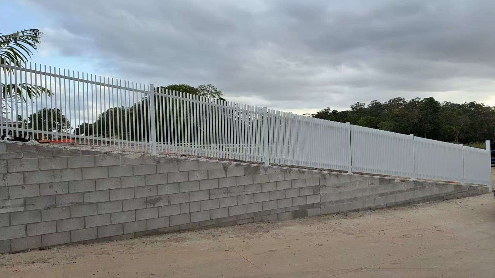 Aluminium slat fencing installed near outdoor areas in Brisbane
