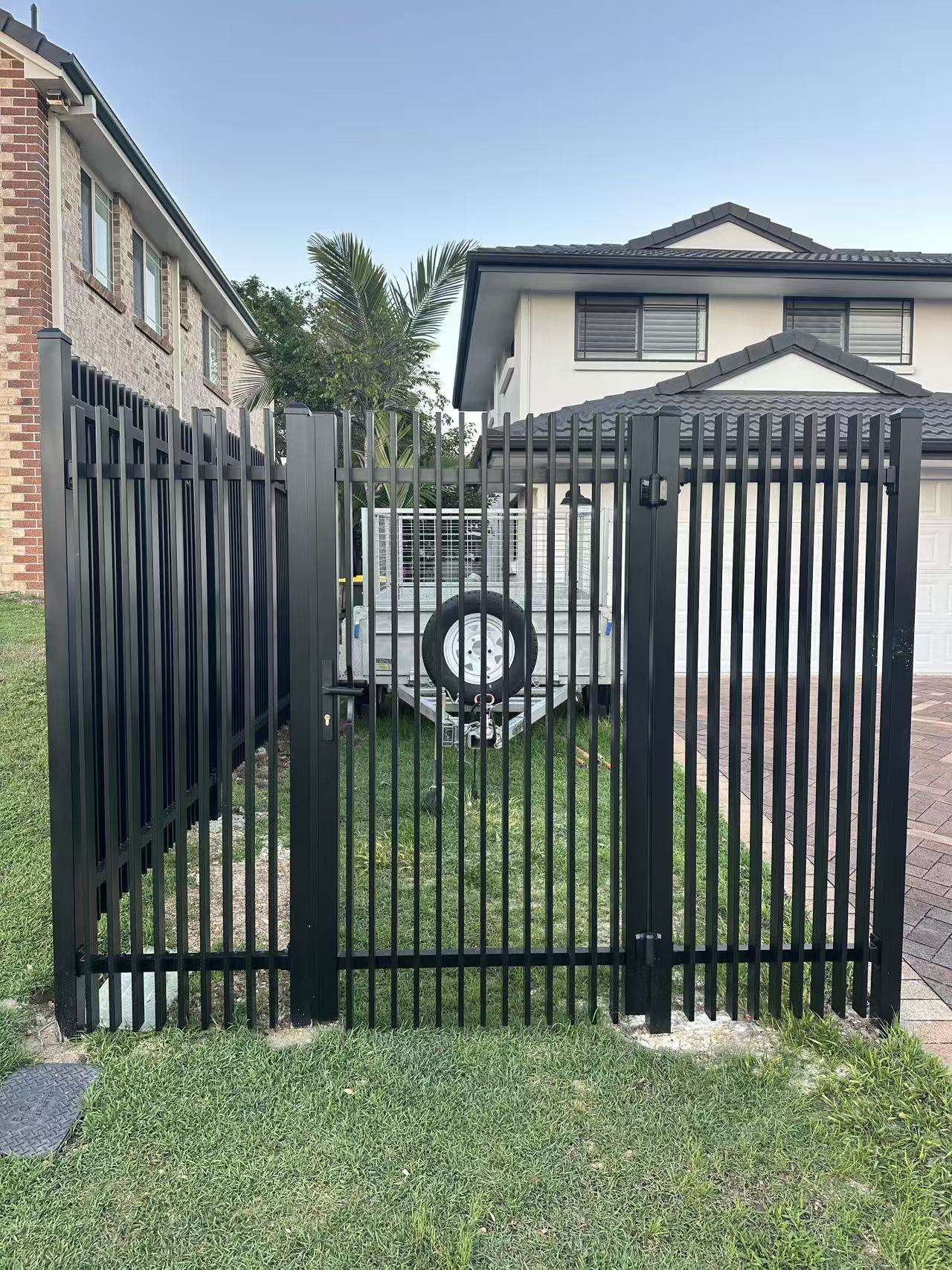 Welded Vertical Blade Pedestrian Gate With Handle Lock - FY Fencing